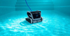 Pool Cleaning Robots | Pool Maintenance, Robotic Cleaners and more
